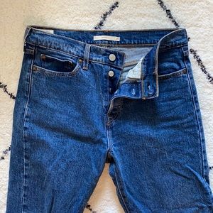 Wedgie fit jeans